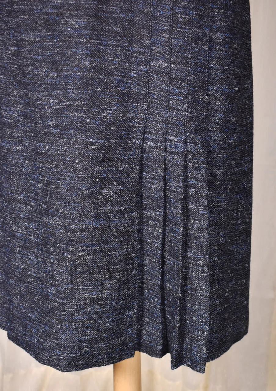 1970s Vintage Gray & Blue Wool Pleat Pencil Skirt