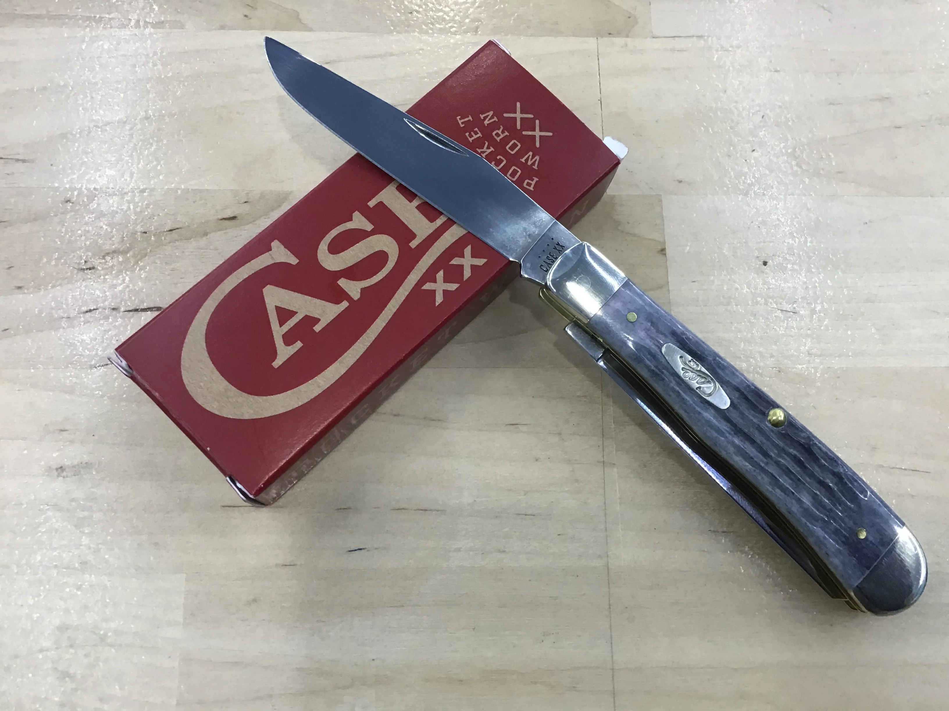 Case Gray Crandall Trapper